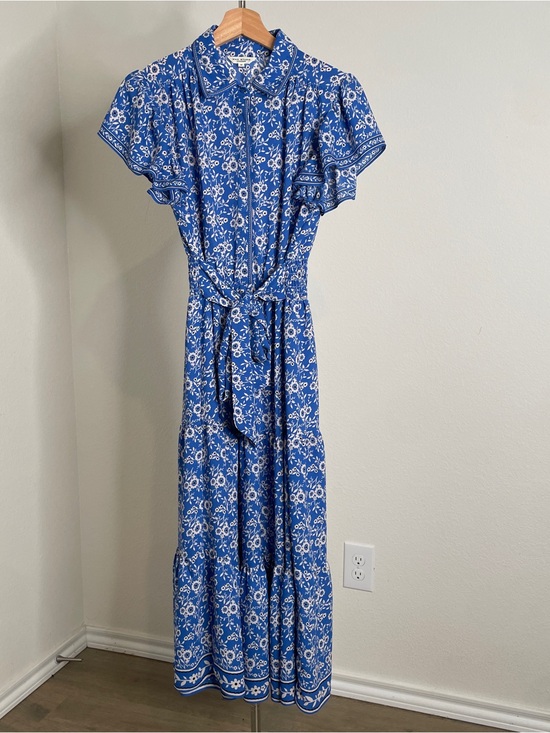 Max Studio Dresses & Skirts - Max Studio London Blue and White Floral Button-Up Maxi Dress with Tie Waist